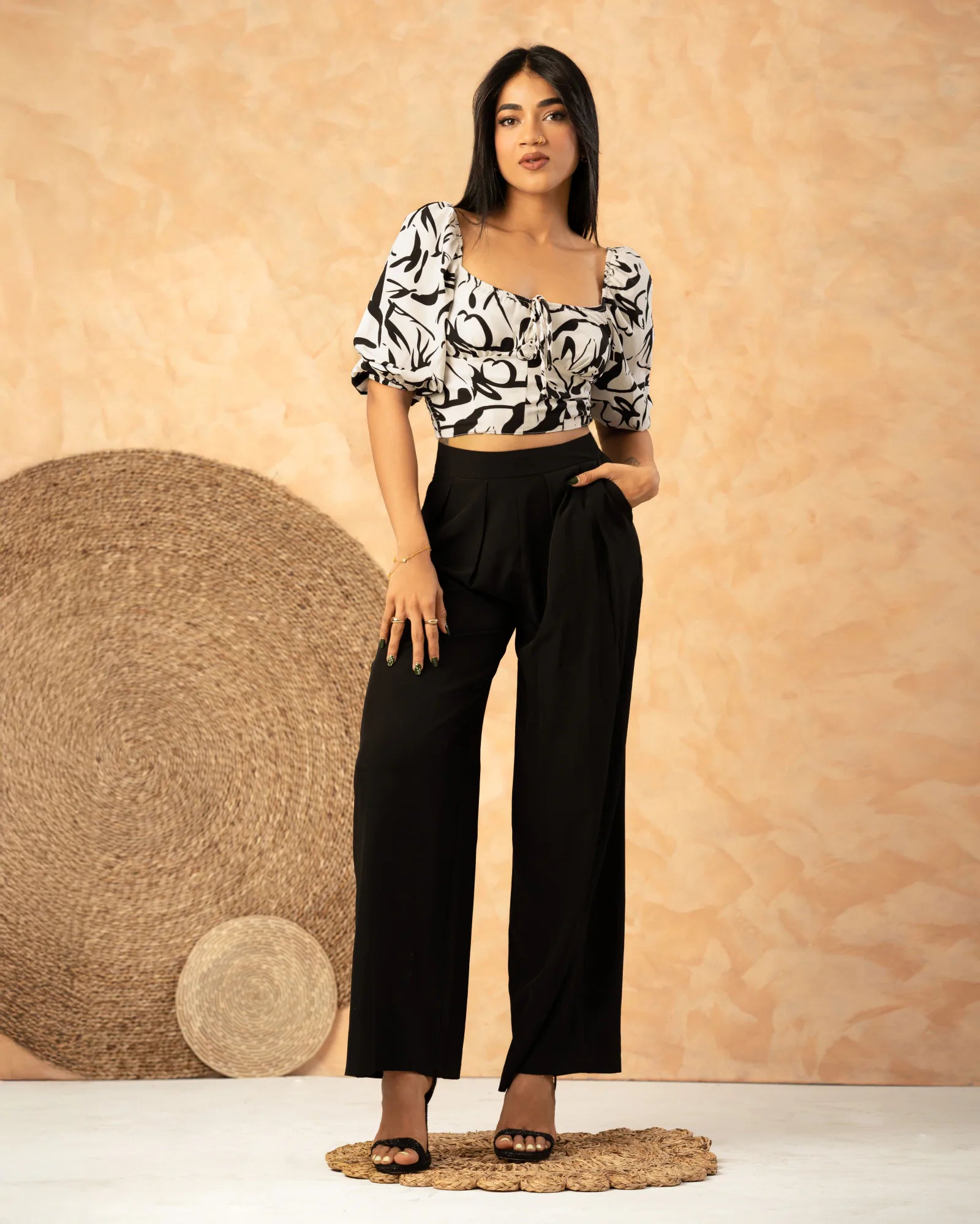 Bayleee Elegance Puff Sleeve Crop Top