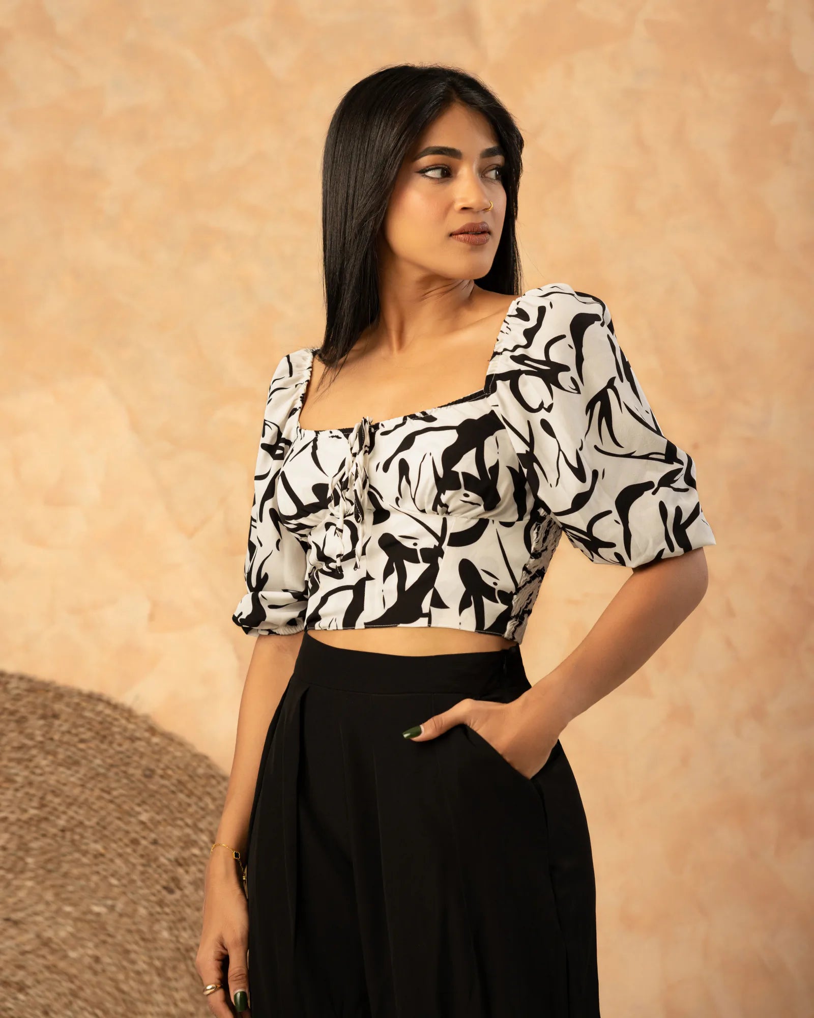 Bayleee Elegance Puff Sleeve Crop Top