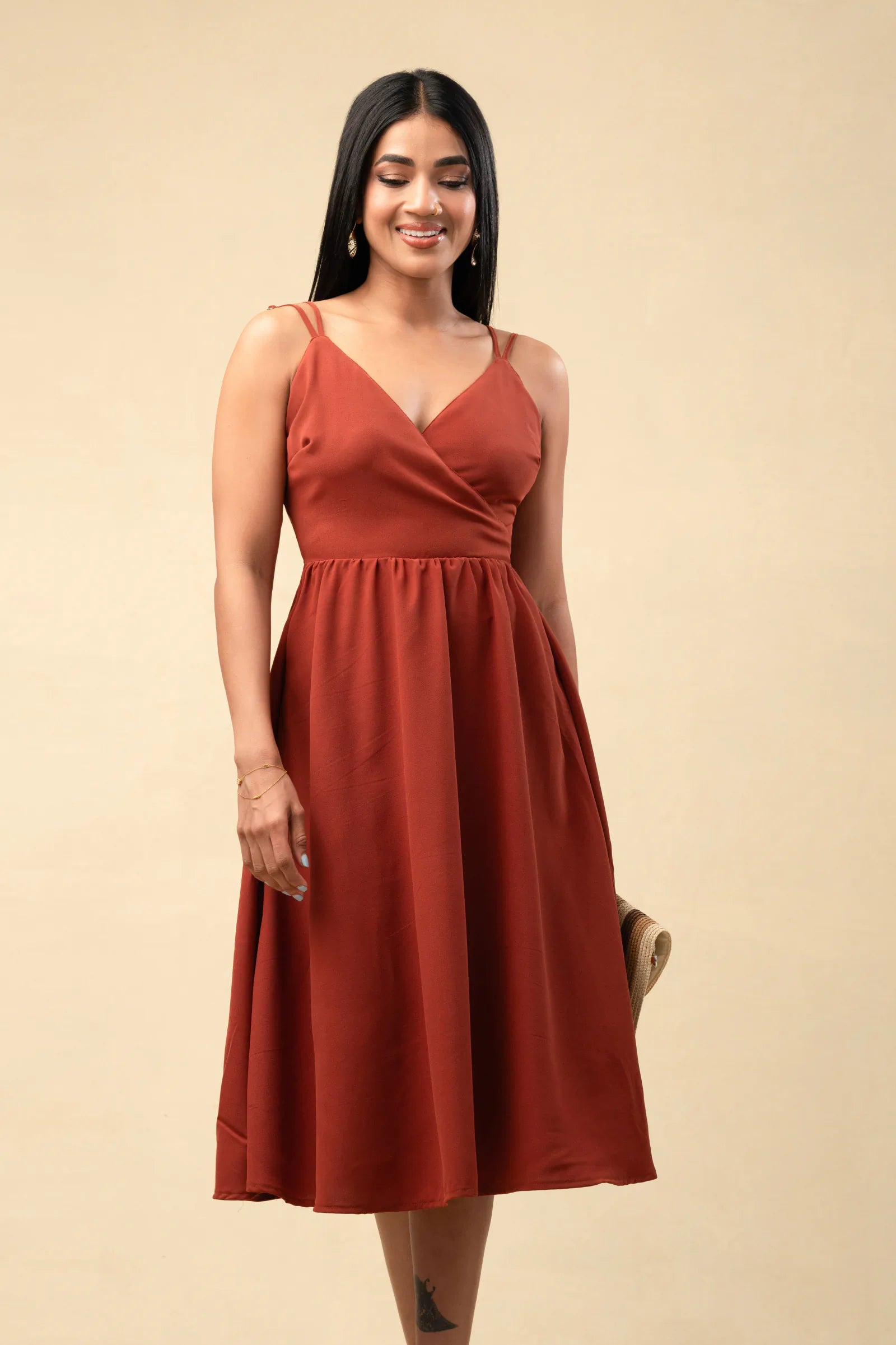 Bayleee Ottile Midi Dress