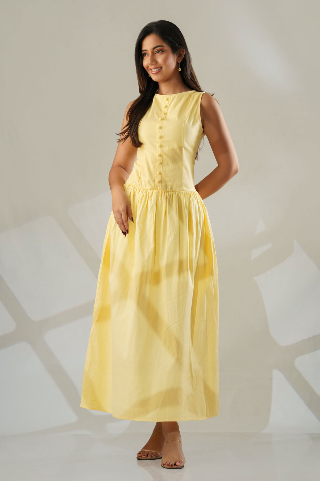 BAYLEEE FIZA SLEEVELESS MAXI DRESS