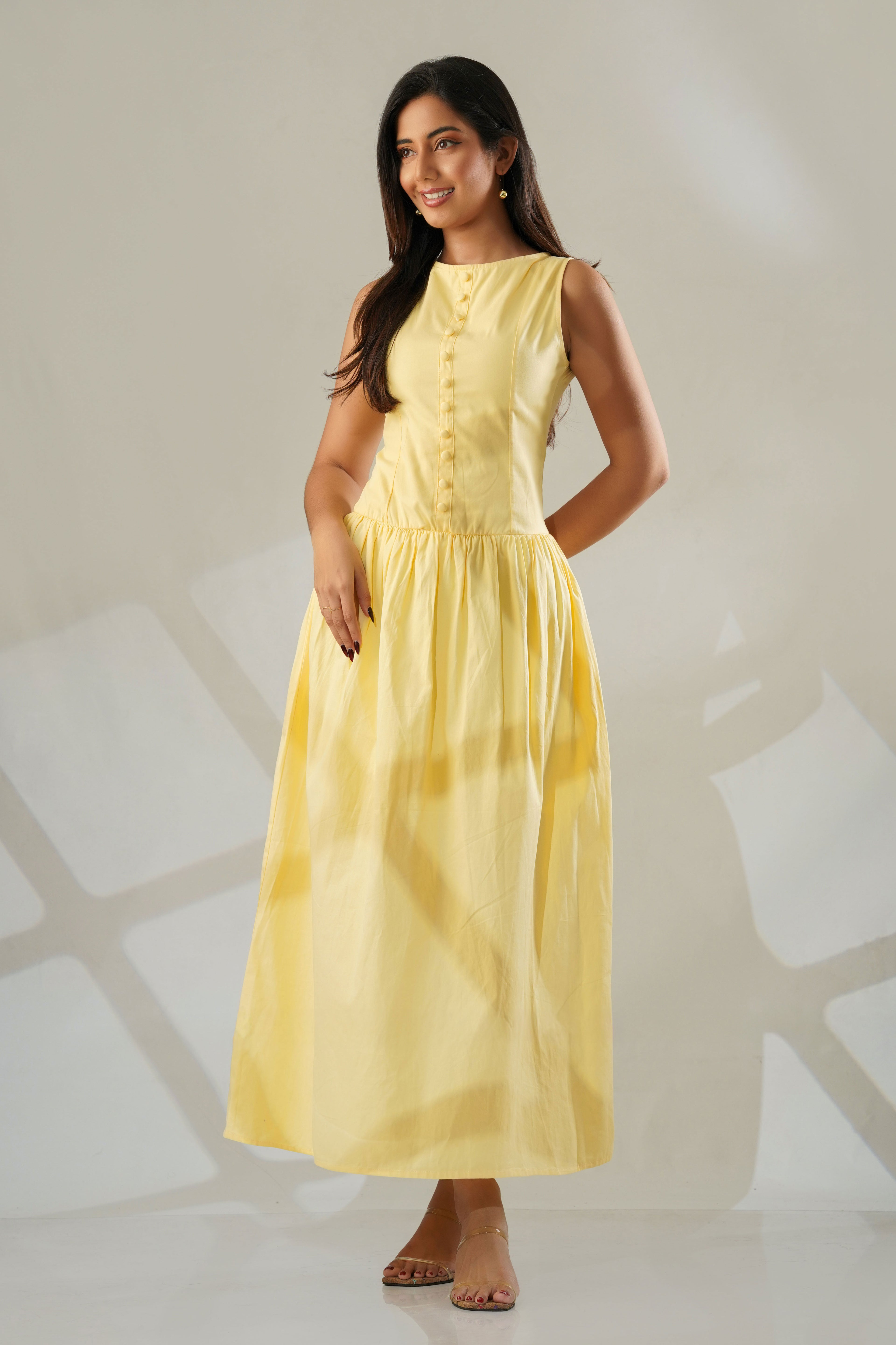 BAYLEEE FIZA SLEEVELESS MAXI DRESS