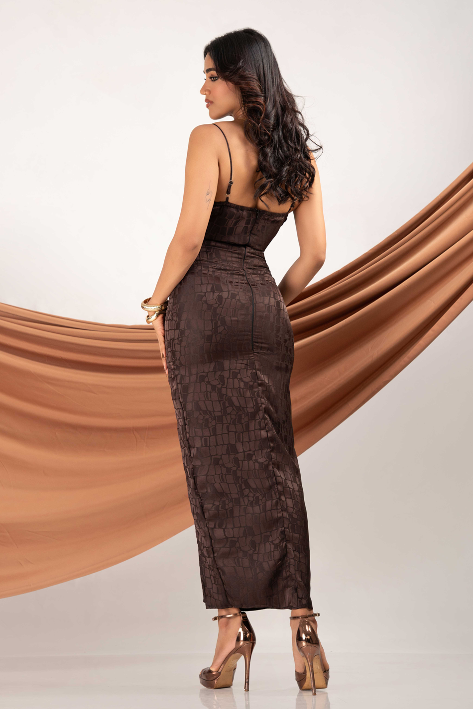 BAYLEEE MOCHA MUSE MAXI DRESS