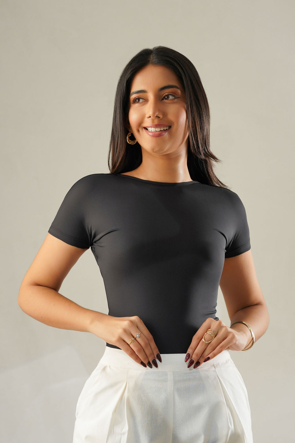 BAYLEEE BERRI BLACK BLACKLESS TOP