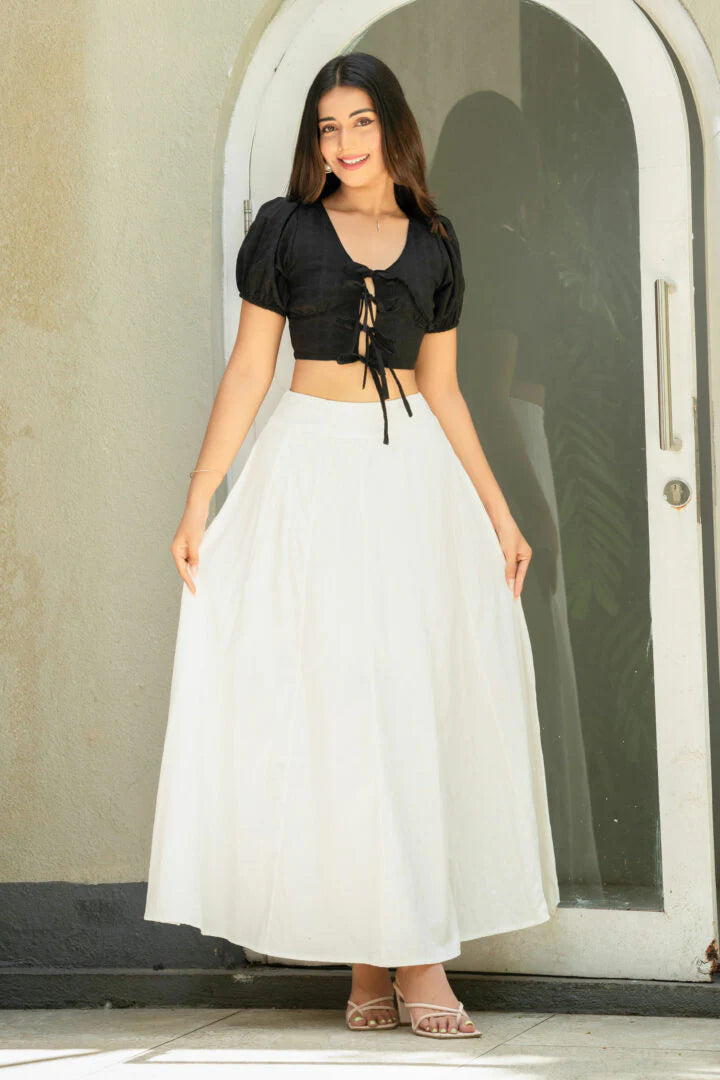 BAYLEEE SIAN FRONT DETAILED CROP TOP