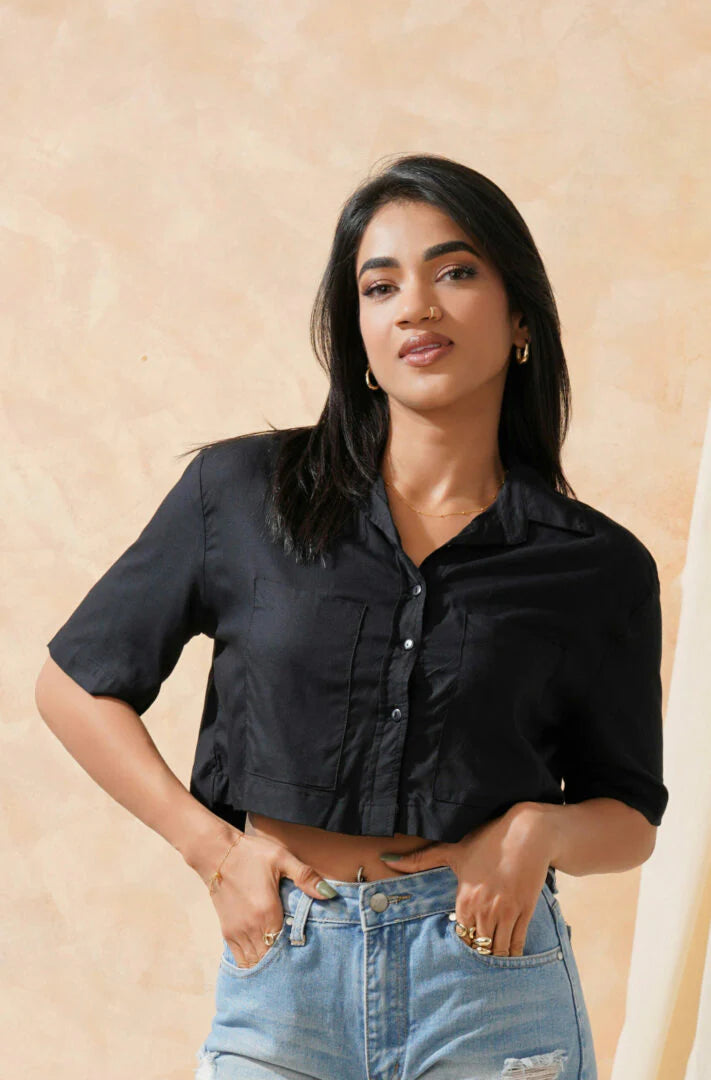 Bayleee Essential Black Crop Shirt
