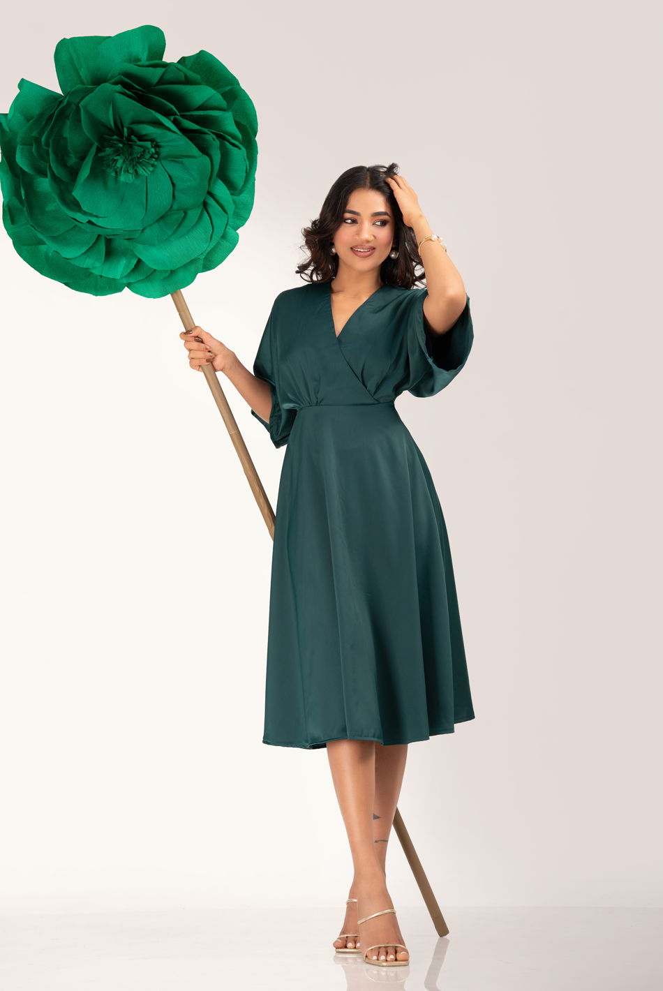 BAYLEEE FOREST FLOW MIDI DRESS