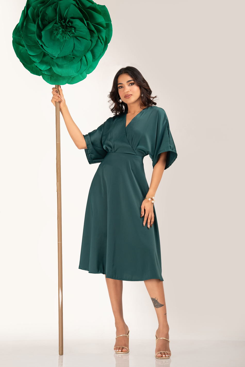 BAYLEEE FOREST FLOW MIDI DRESS