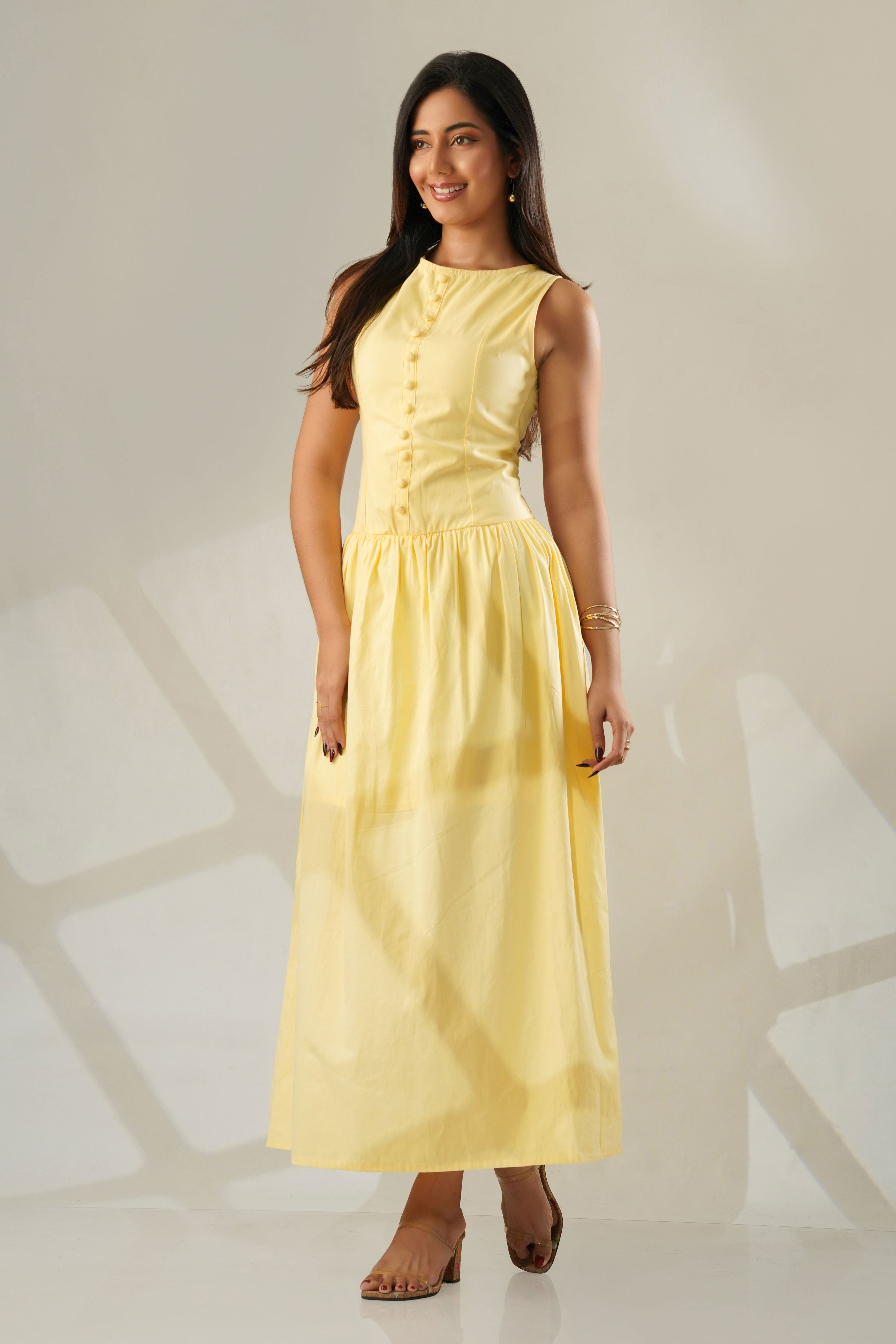 BAYLEEE FIZA SLEEVELESS MAXI DRESS