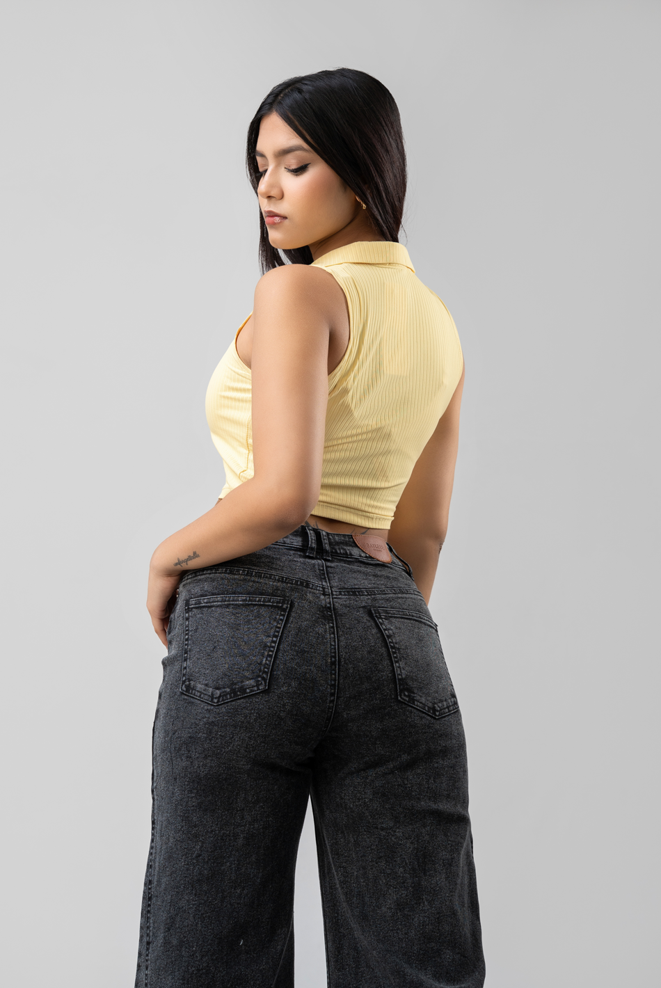 BAYLEEE FASLA COLLARED TANK TOP