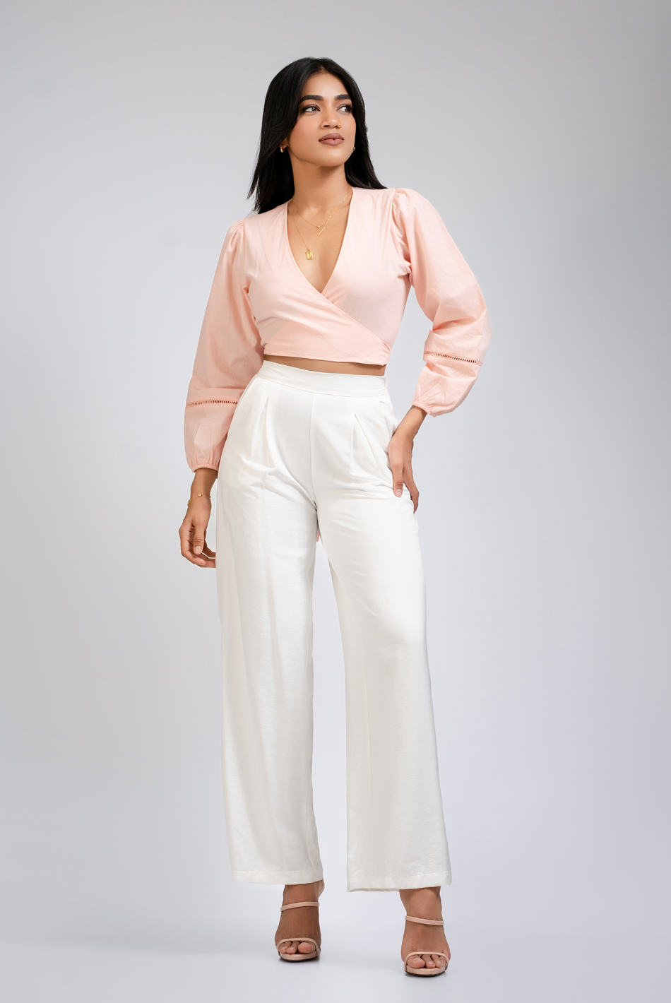 BAYLEEE SCARLET WHITE PANT