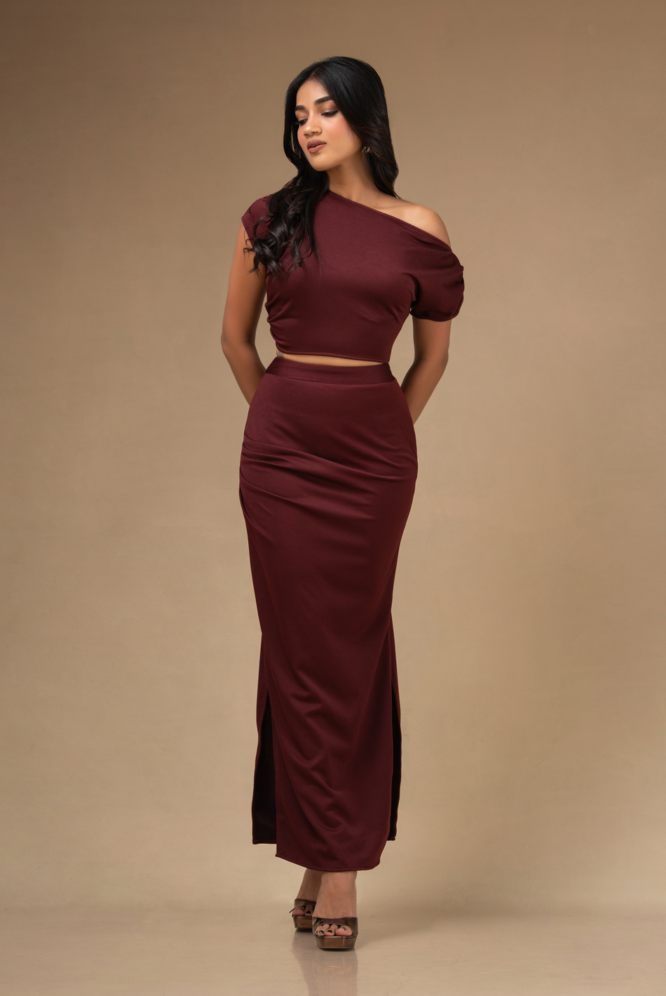 BAYLEEE ROSSE SIDE PLEATED SKIRT