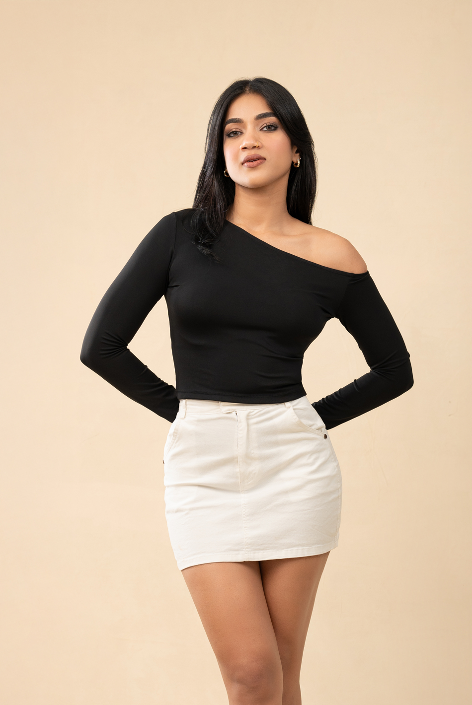 BAYLEEE ZORINA BLACK LONG SLEEVE TOP