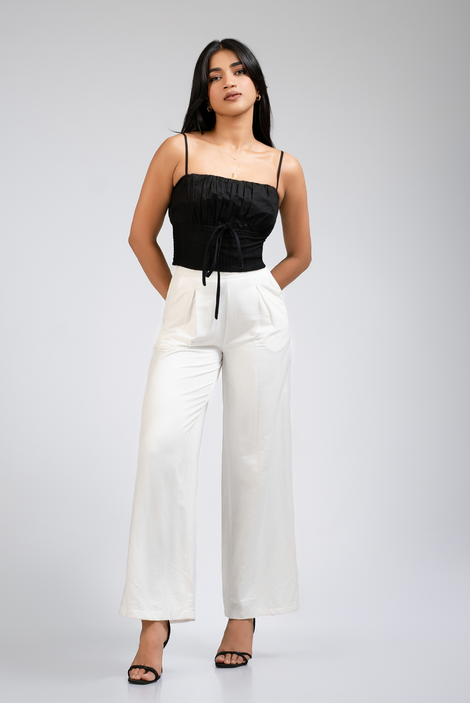 BAYLEEE SHEENA BLACK LACE DETAILED TOP