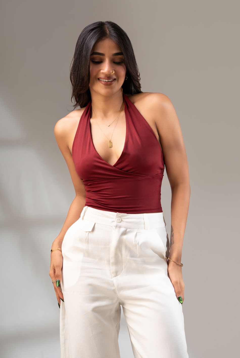 BAYLEEE ARKIN MAROON HALTER NECK TOP