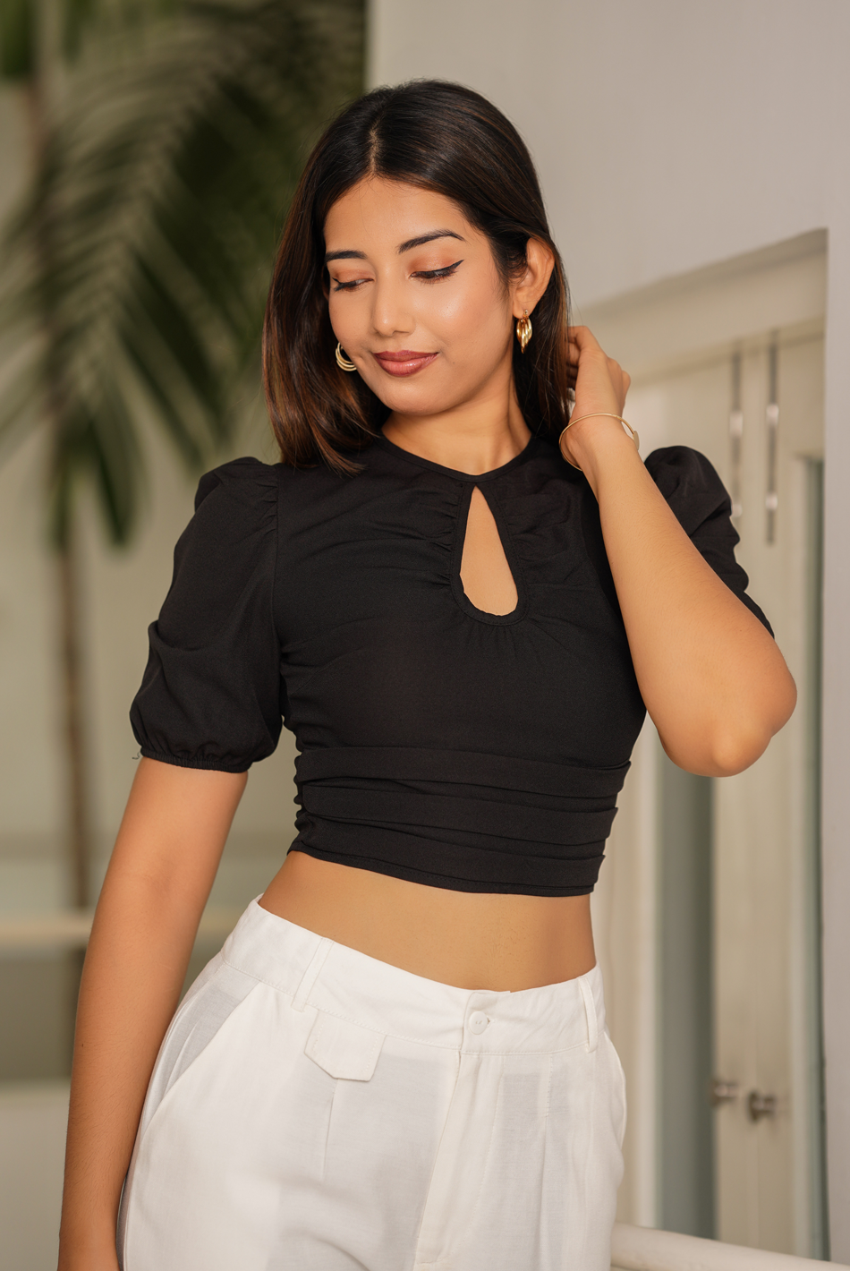 BAYLEEE GINVERA BLACK DETAILED TOP