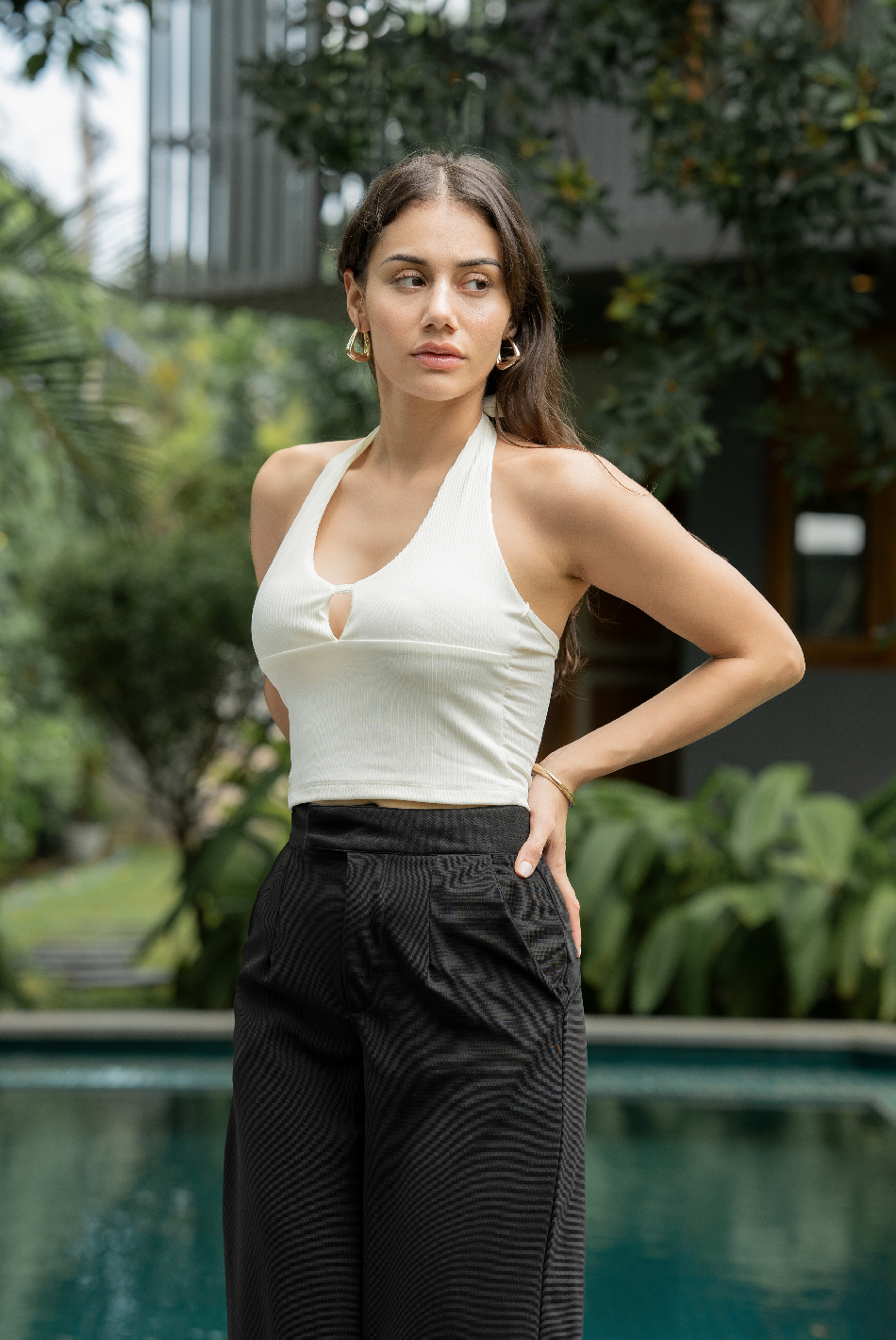 BAYLEEE JACI WHITE HALTER TOP