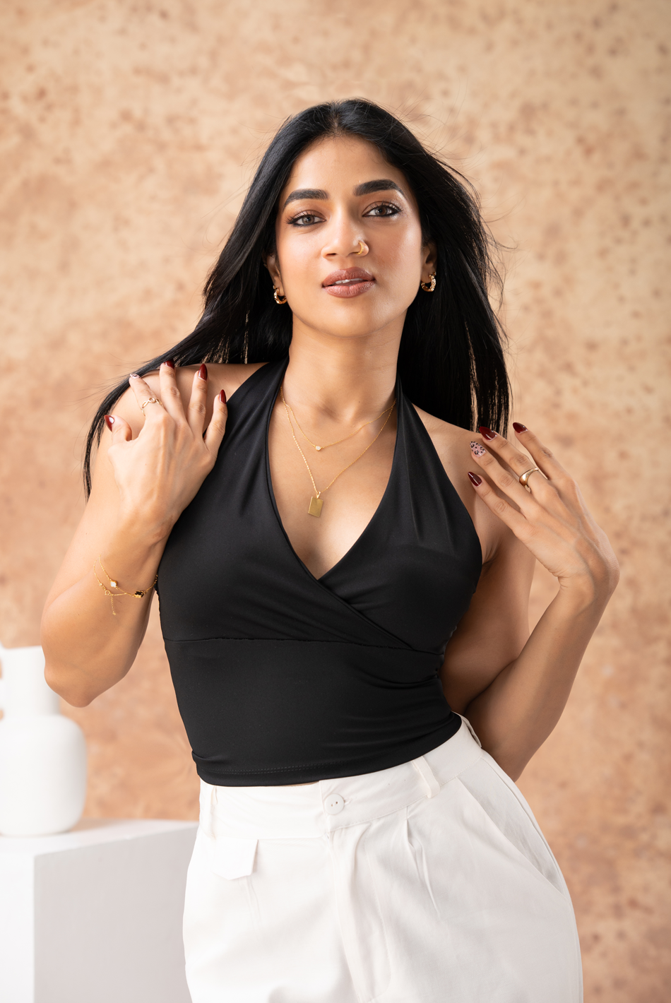 BAYLEEE ARKIN BLACK HALTER NECK TOP