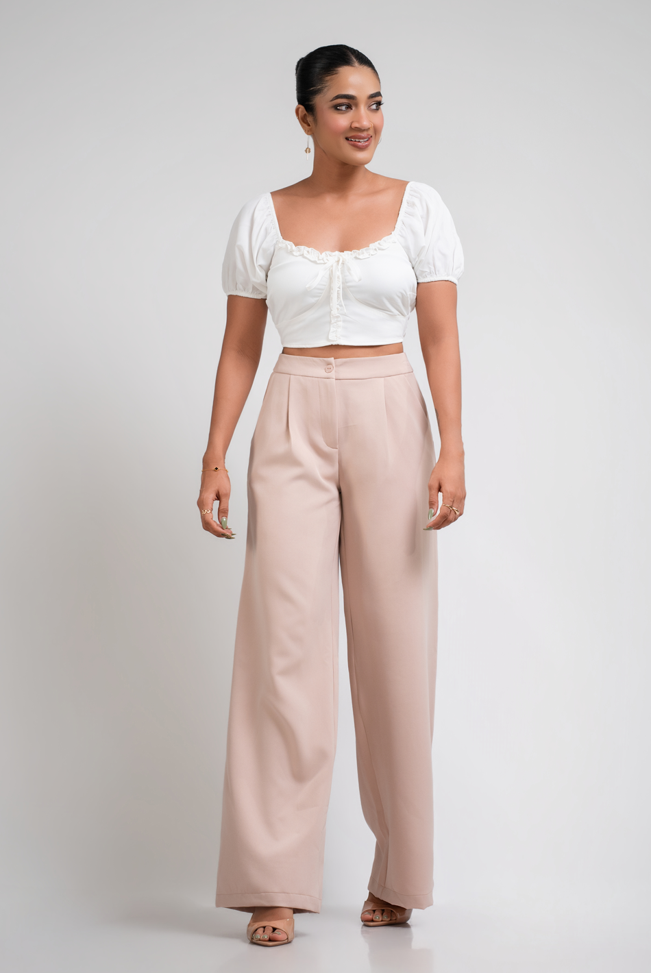BAYLEEE ELOWEN BEIGE STRAIGHT LEG PANT