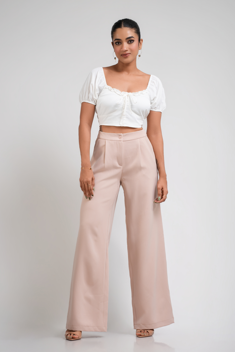 BAYLEEE ELOWEN BEIGE STRAIGHT LEG PANT