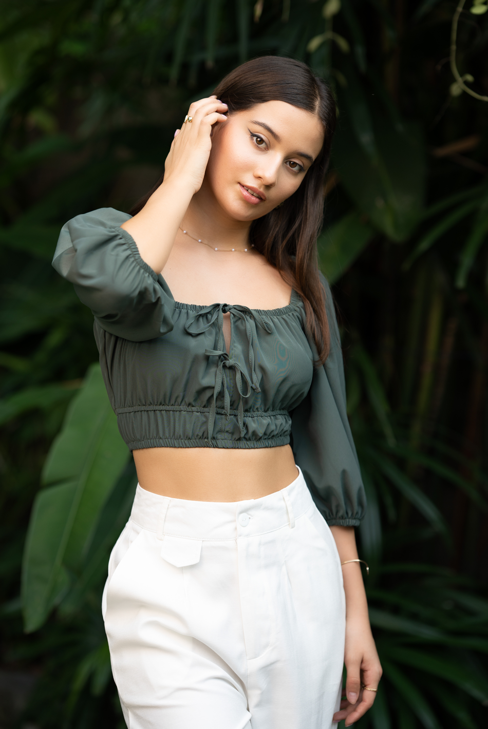 BAYLEEE BELSY OLIVE GREEN CROP TOP