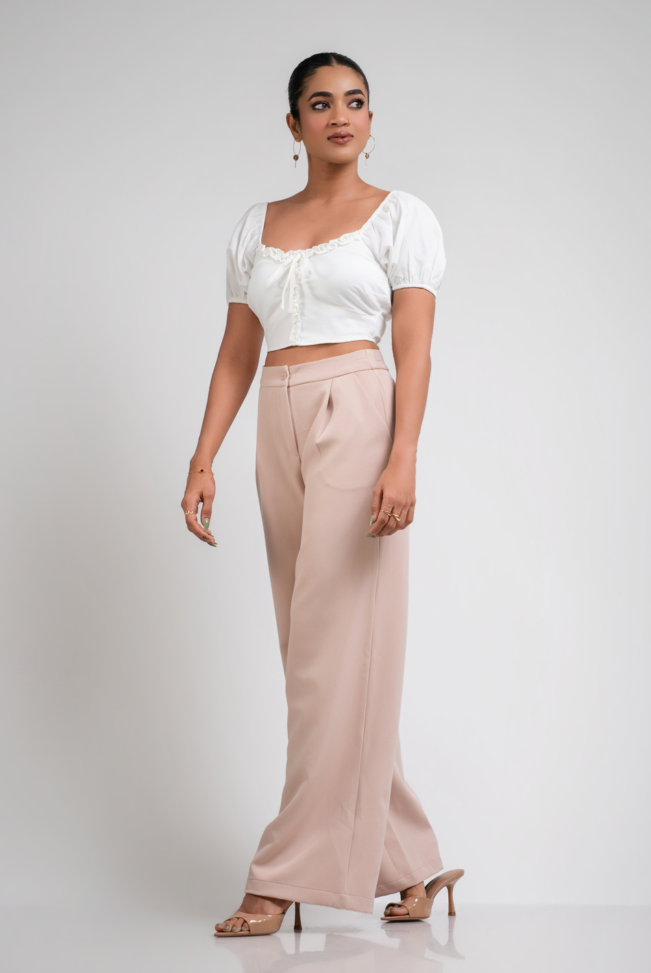 BAYLEEE ELOWEN BEIGE STRAIGHT LEG PANT