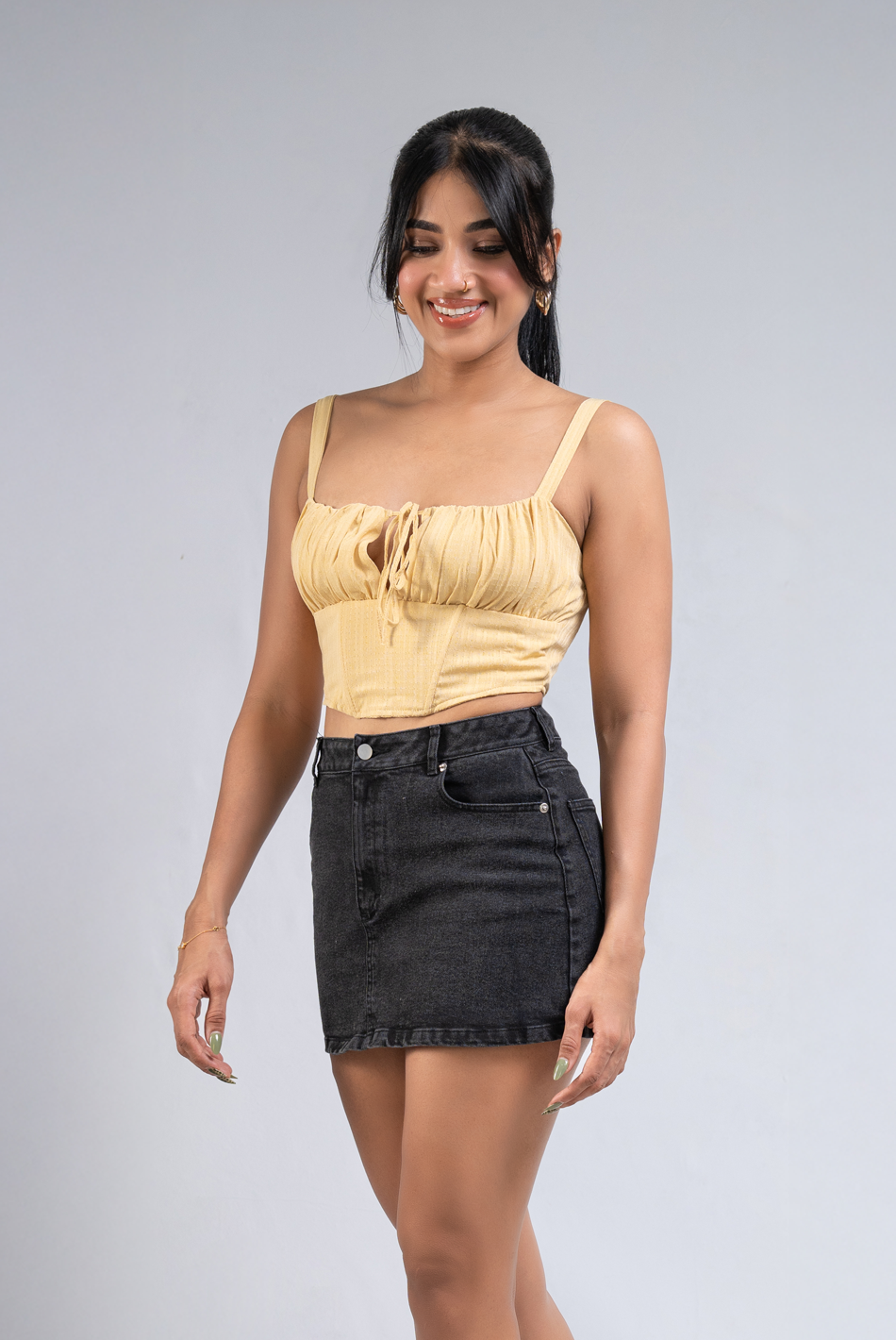 BAYLEEE NEVAN YELLOW TOP