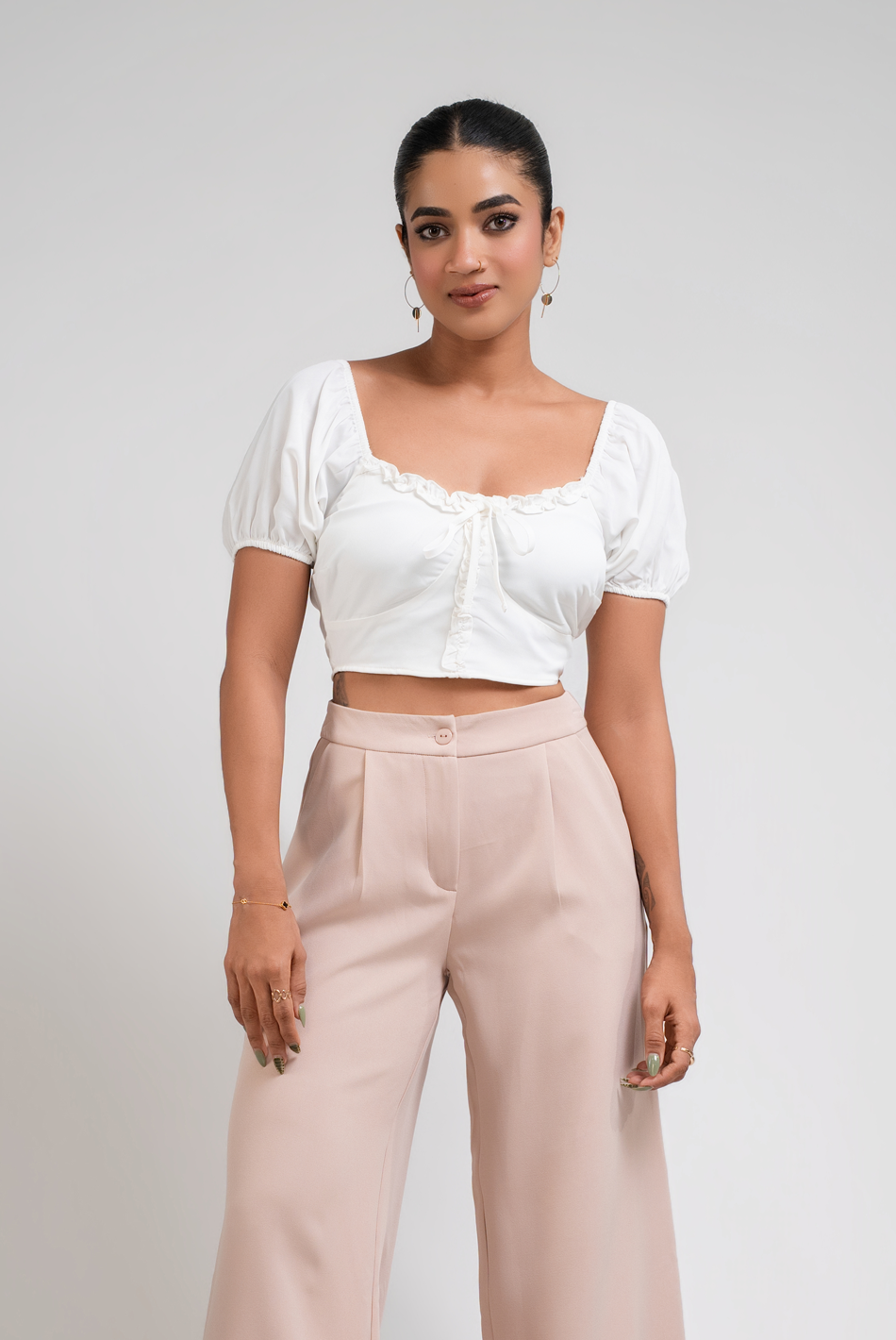 BAYLEEE ELIX WHITE CROP TOP