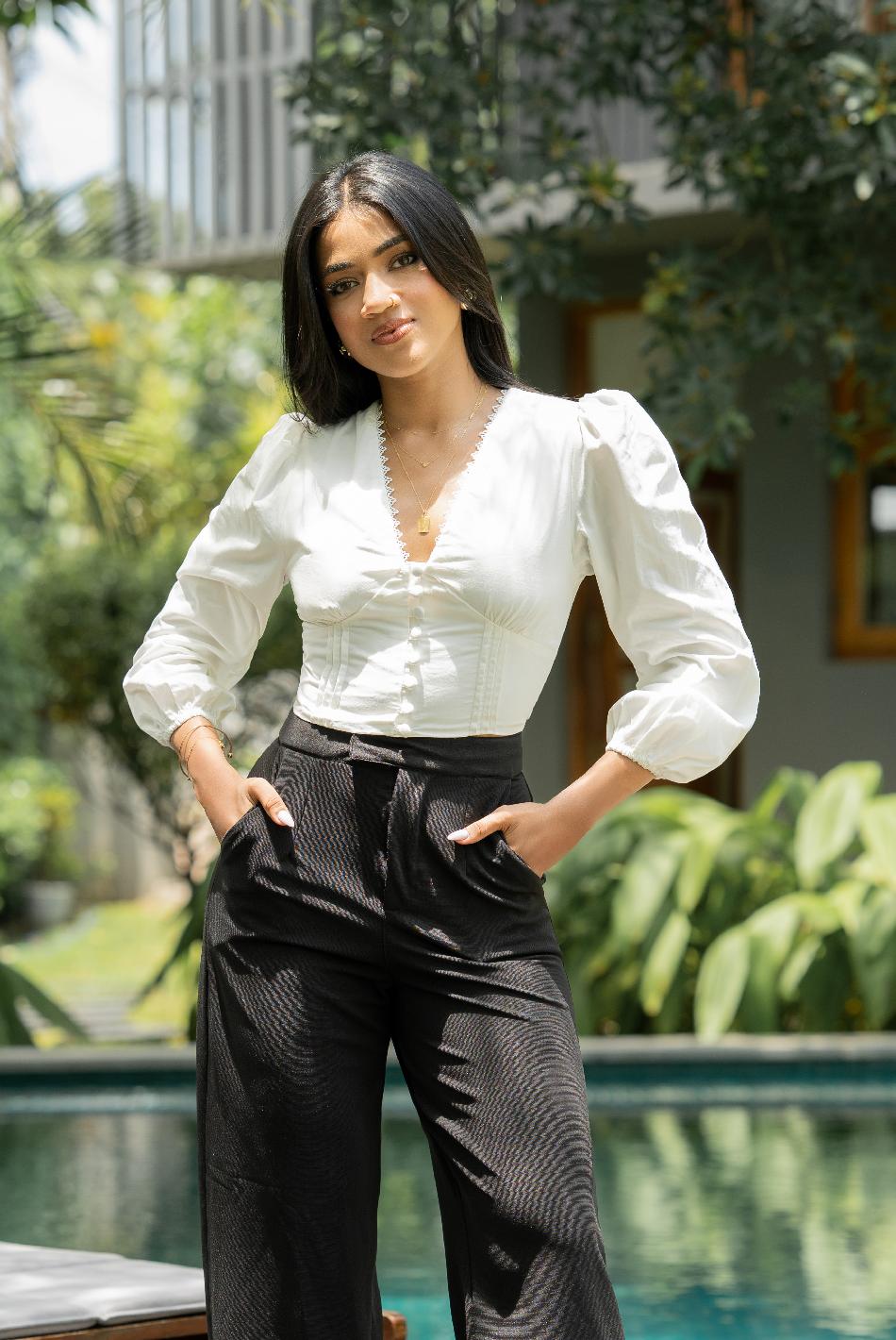 BAYLEEE TONYA WHITE LONG SLEEVE TOP