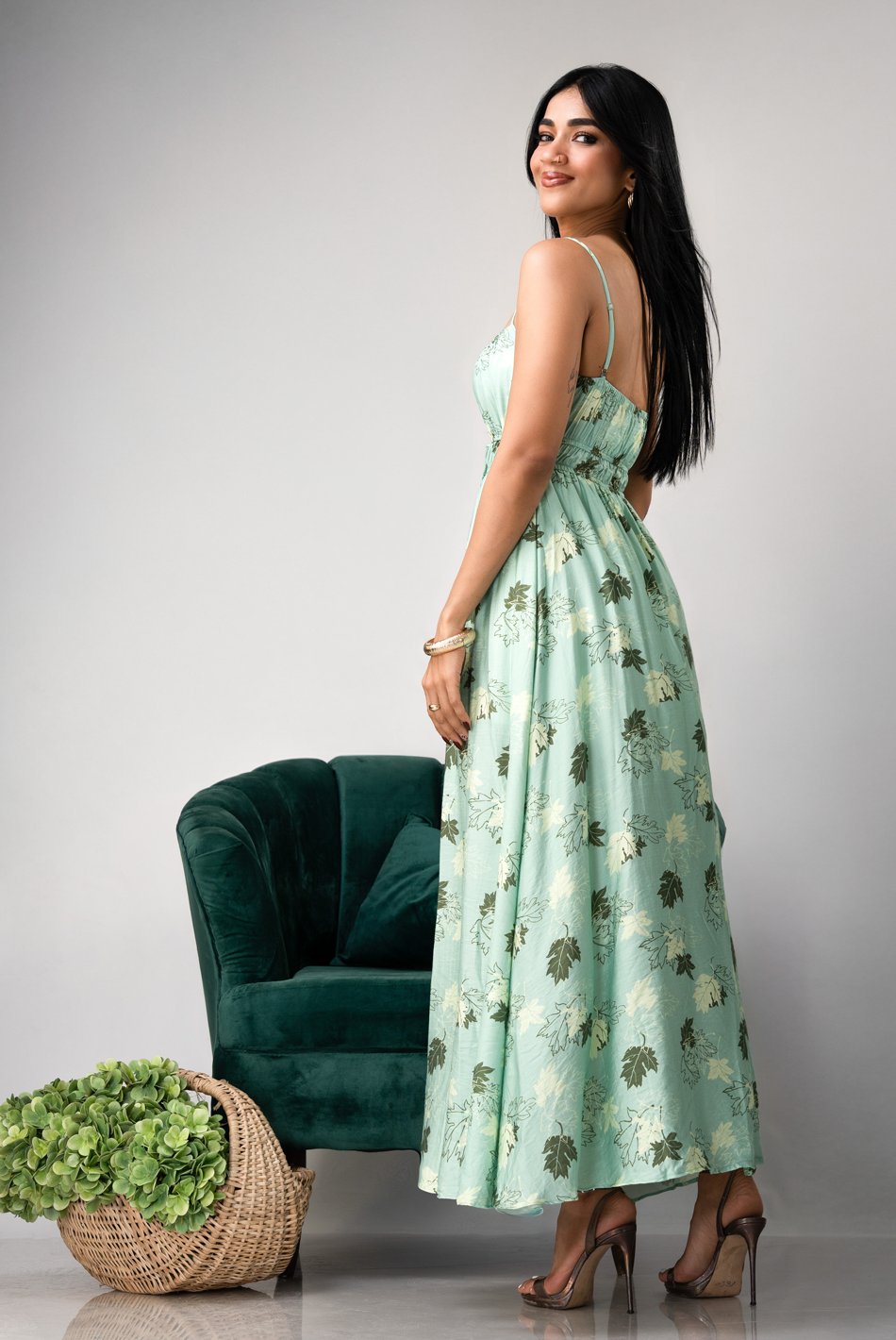 BAYLEEE ENDRI GREEN PRINTED MAXI DRESS