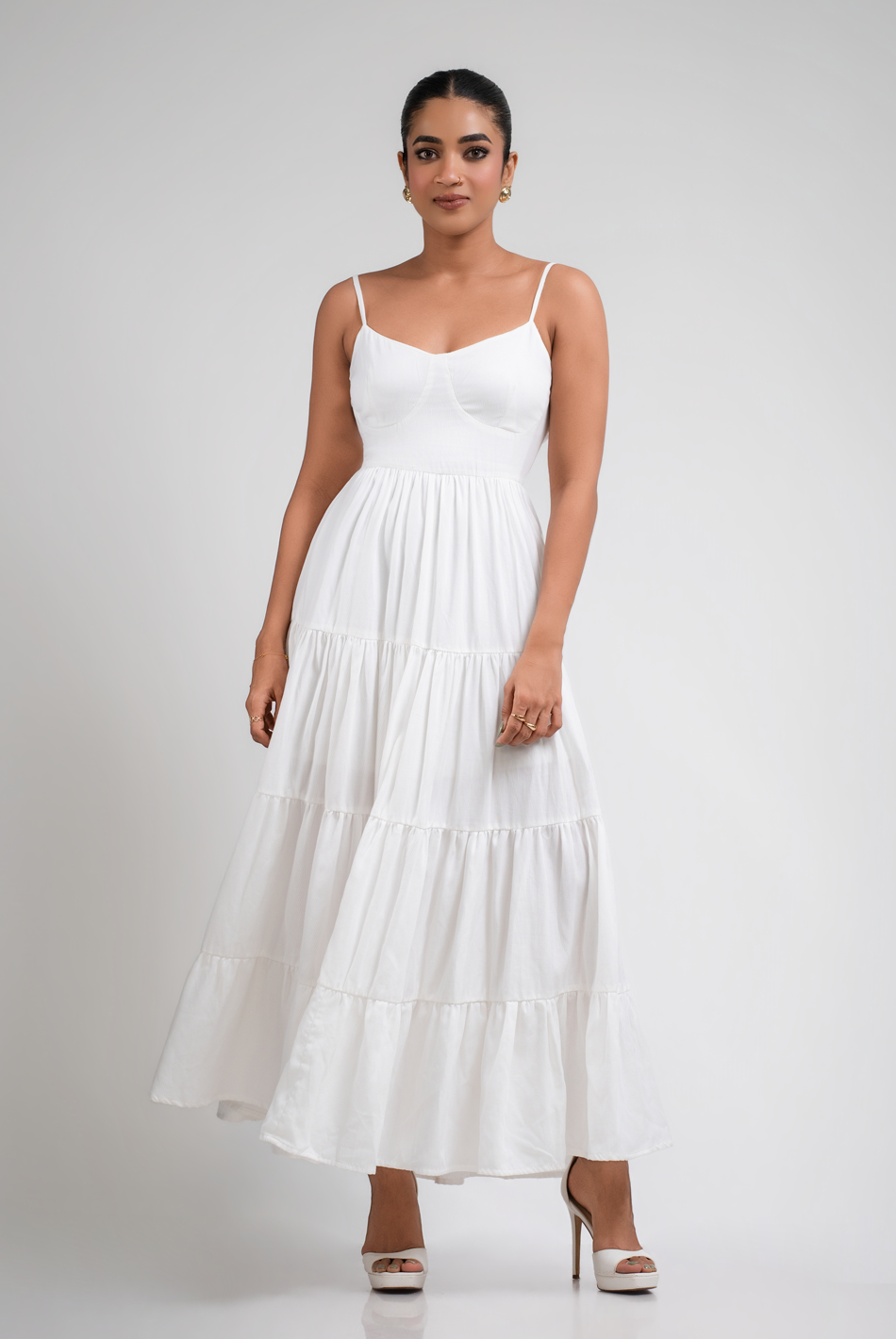 BAYLEEE SAMARIA WHITE STRAPY MAXI DRESS