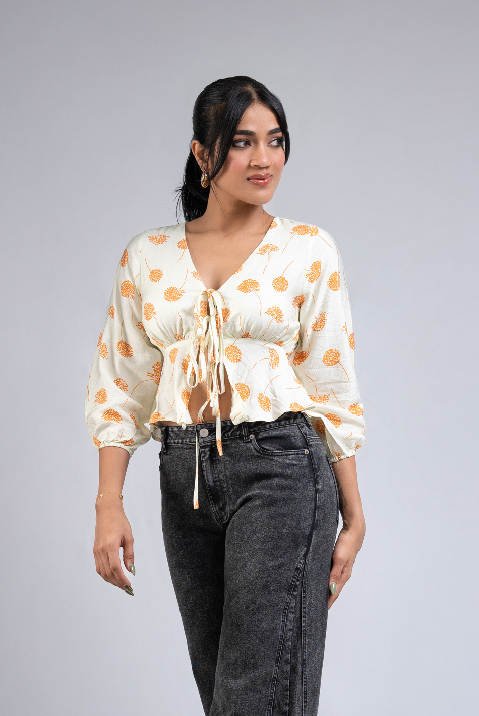 BAYLEEE TESS PRINTED LONG SLEEVE TOP
