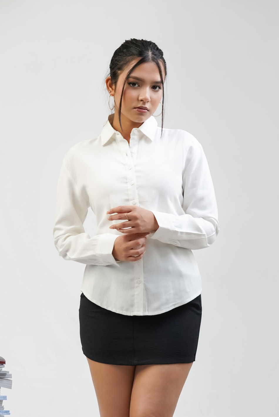 BAYLEEE NAVIAN WHITE DETAILED SHIRT