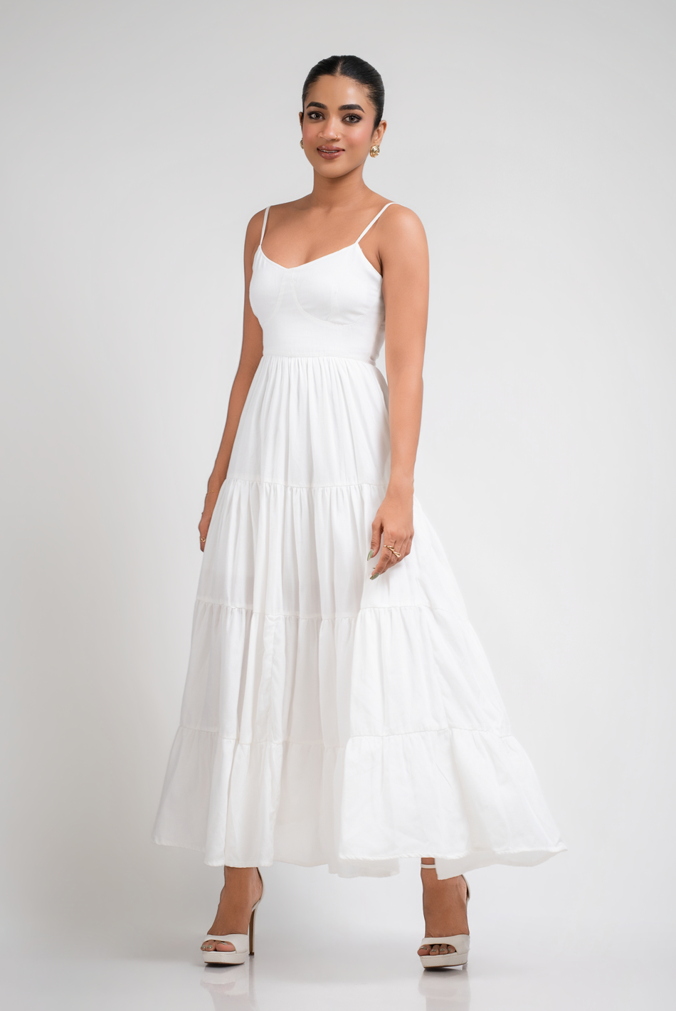 BAYLEEE SAMARIA WHITE STRAPY MAXI DRESS