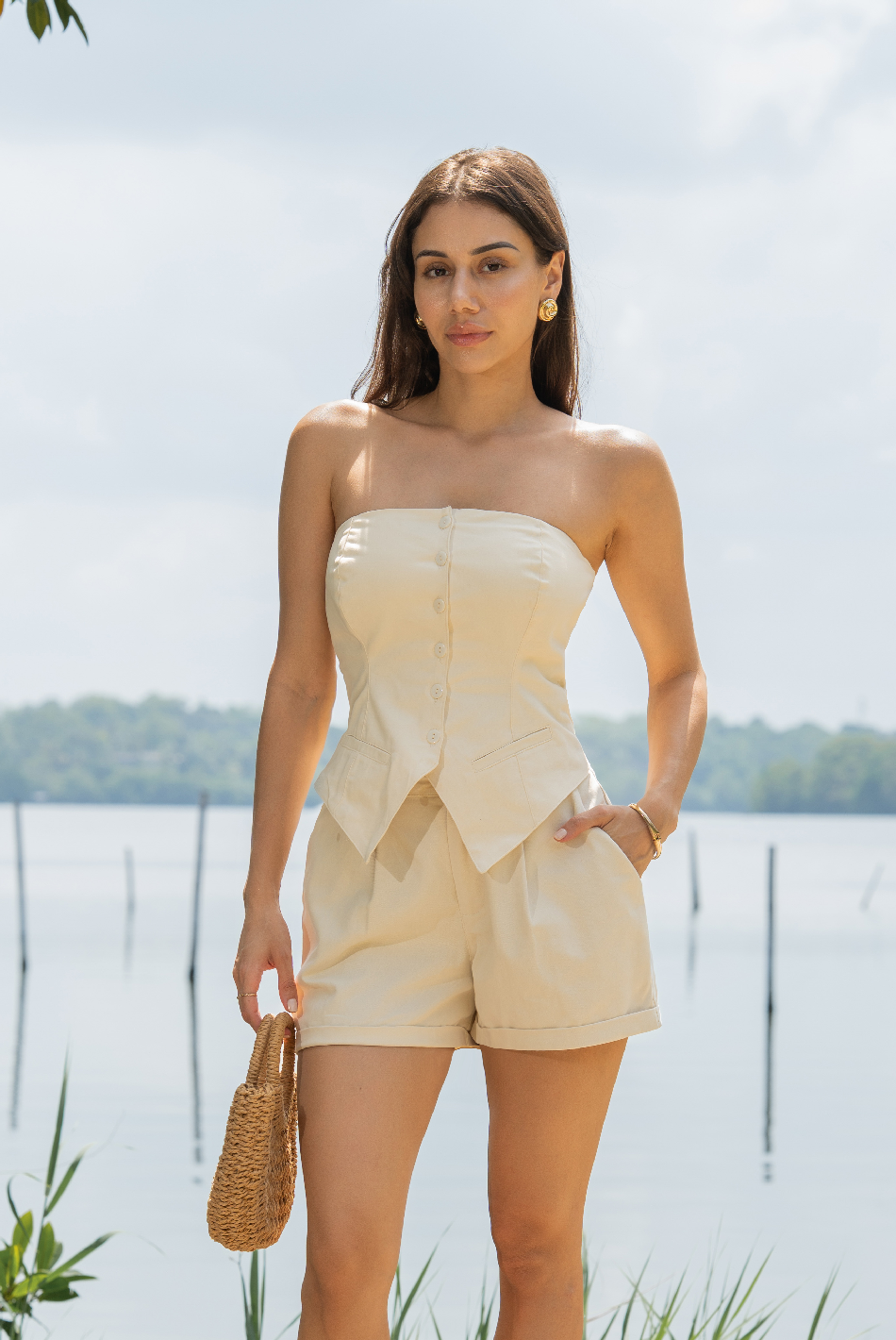 BAYLEEE LEIGH OFF WHITE TUBE TOP