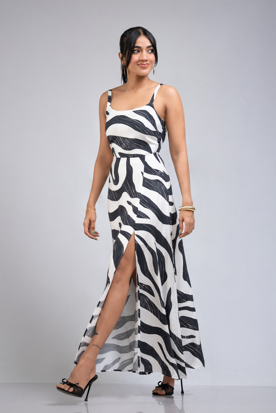 BAYLEEE AVIVA PRINTED MAXI DRESS