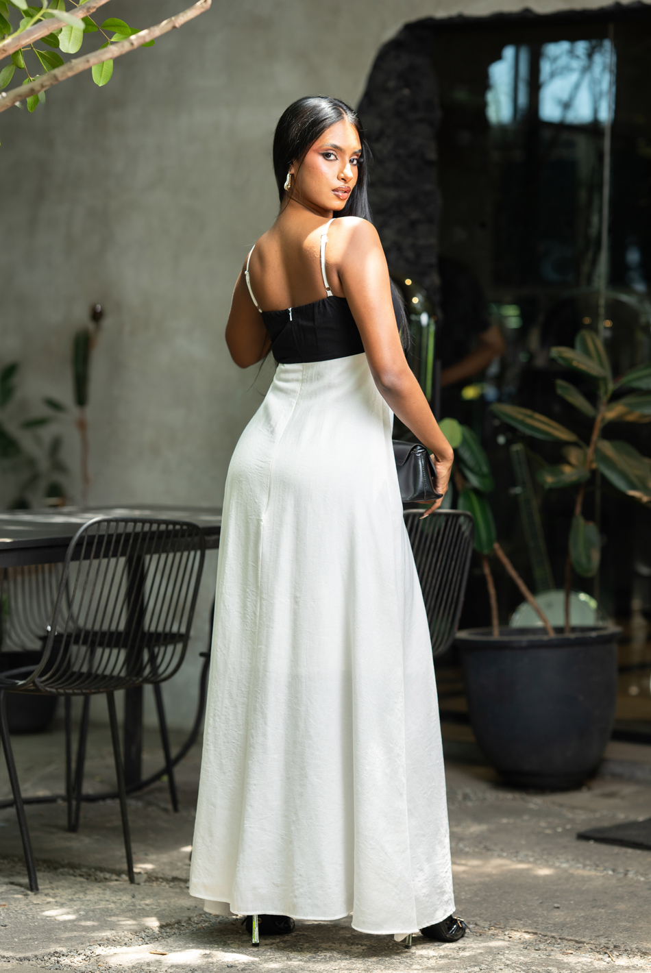BAYLEEE DELORA STRAPY MAXI DRESS