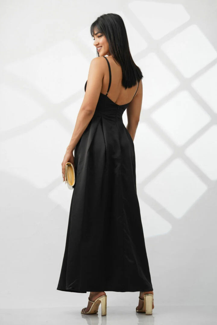 Bayleee Supi Black Maxi Dress